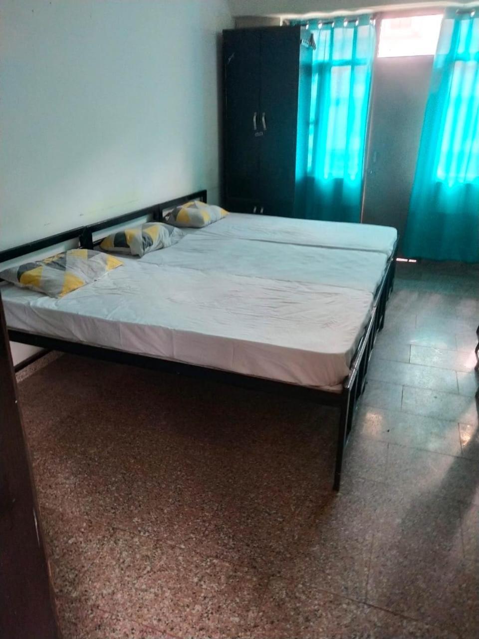 Abuzz Oxfordcaps Chanakya Hostel Солан Экстерьер фото